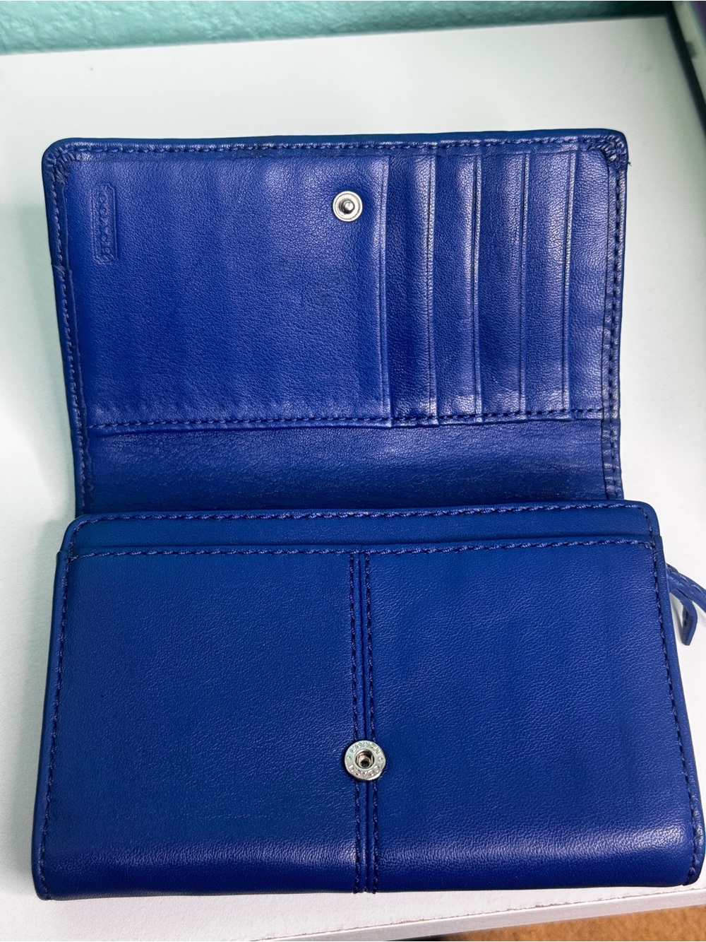Coach Women's Blue Leather Compact Wallet - Picture 4 of 12